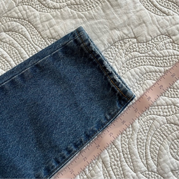 Levi's - Premium - Wedgie Icon Fit Ankle Jeans - Athens Asleep - Medium Wash - Picture 12 of 12